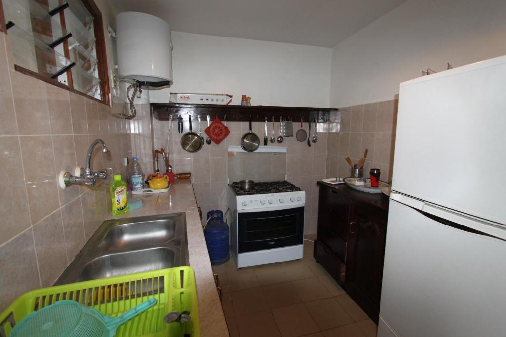 Kakatar Family Residence , Yoff Dakar Bilik gambar