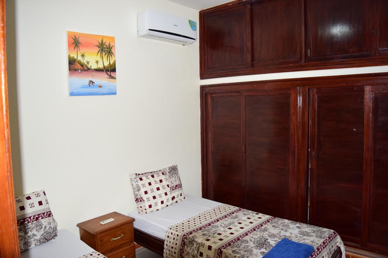 Kakatar Family Residence , Yoff Dakar Luaran gambar